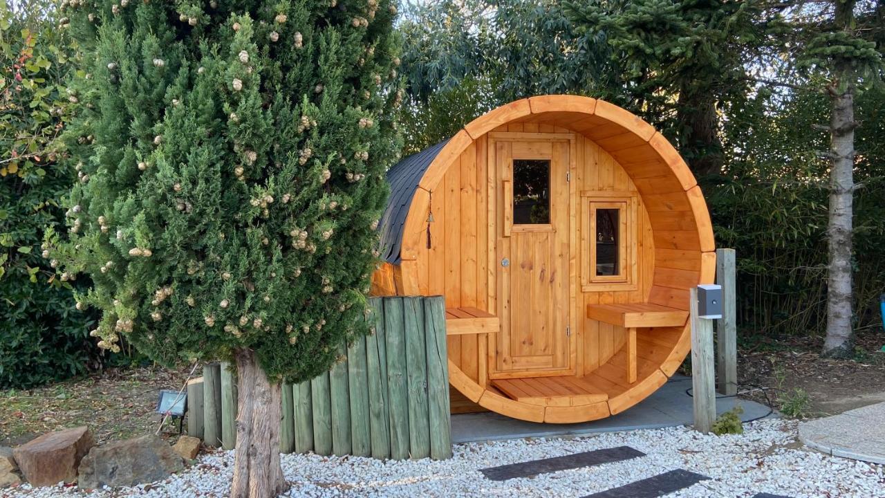 Adorable Guest House Avec Balneo Et Piscine オロンヌ・シュル・メール エクステリア 写真